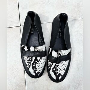 Newbark white and black loafers calf hair leather size 7